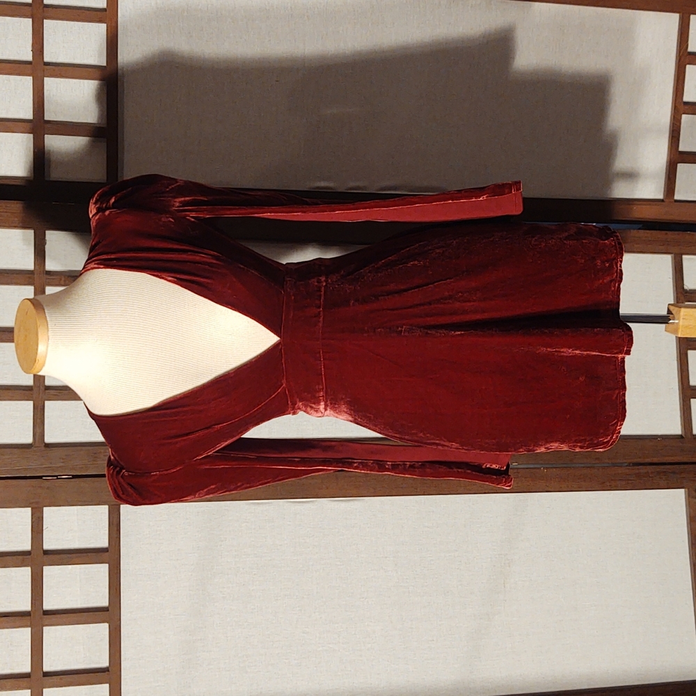Express Pink Velvet Deep V-neck Padded / Puffed Shoulder Dress Sz 0